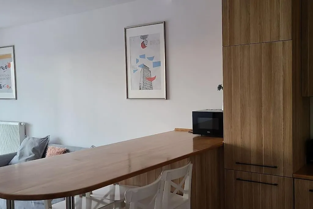 Wellsituated 1 Bedroom Condo In Warsaw Freeparking Apartment